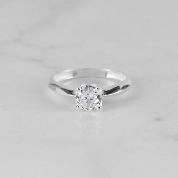 ANILLO SOLITARIO CIRCON