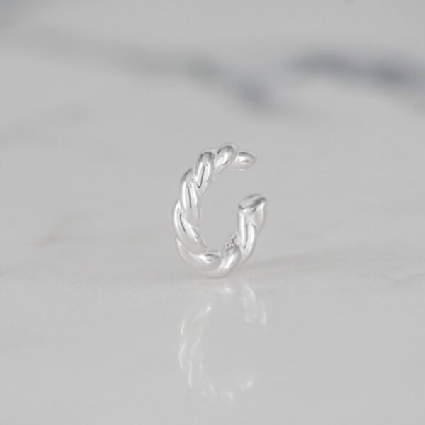 EARCUFF ENTORCHADO